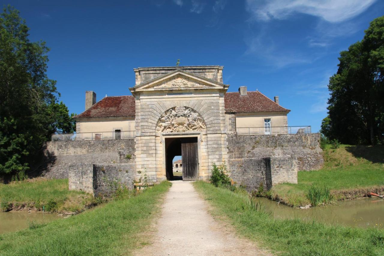 ホテル Domaine De Ludeye Listrac-Médoc エクステリア 写真